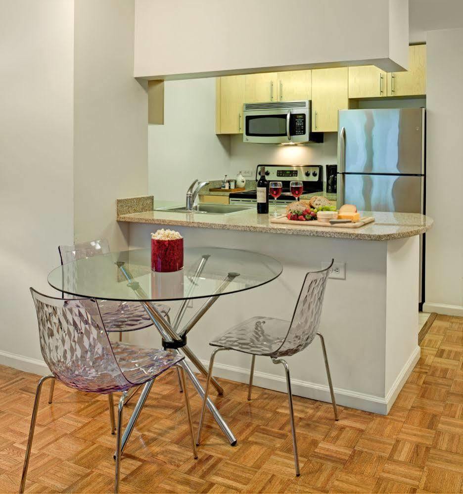 Апартаменти Furnished Quarters At Grove Pointe Джерсі-Сіті Екстер'єр фото