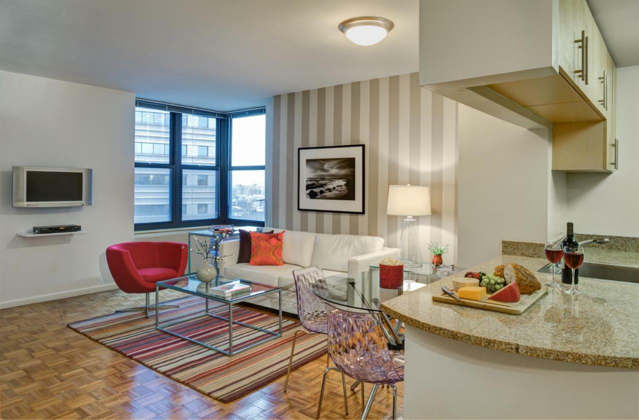 Апартаменти Furnished Quarters At Grove Pointe Джерсі-Сіті Екстер'єр фото