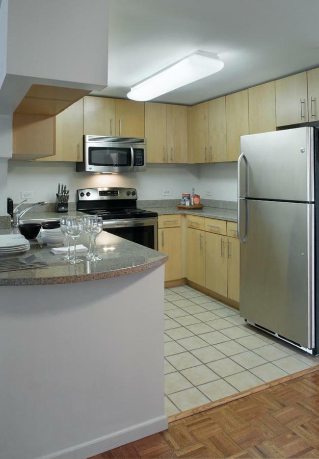 Апартаменти Furnished Quarters At Grove Pointe Джерсі-Сіті Екстер'єр фото
