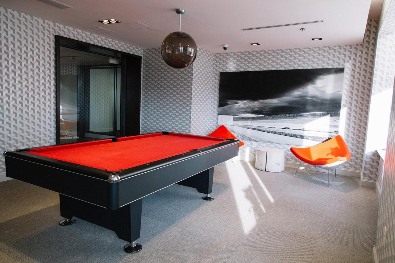 Апартаменти Furnished Quarters At Grove Pointe Джерсі-Сіті Екстер'єр фото